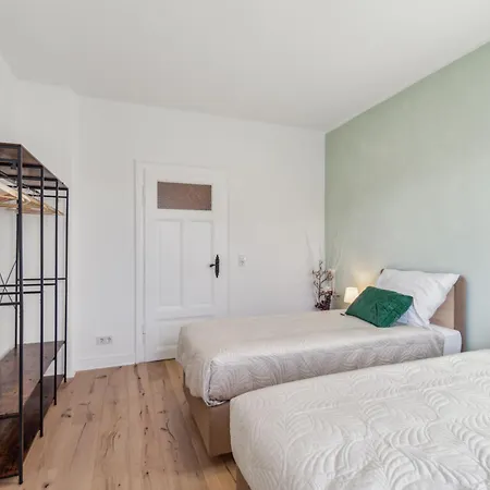 Apartment Home-on