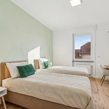 Apartment Home-on *