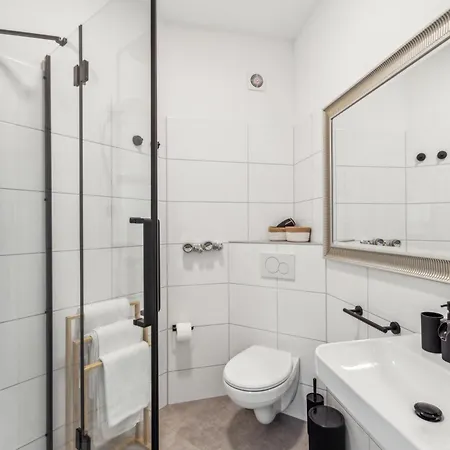 Home-on Apartment